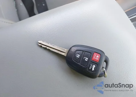 2017 Toyota Camry Se из США, поврежденный, VIN 4T1BF1FK0HU684859